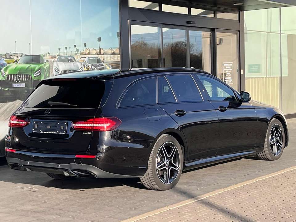 Mercedes-Benz E 200 - Imagem 2