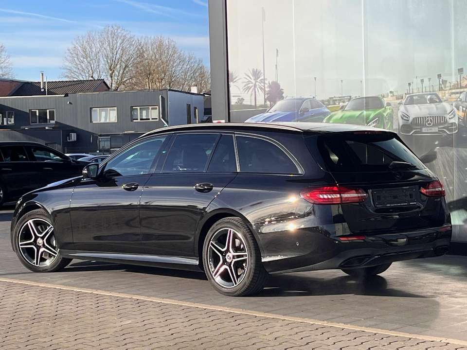 Mercedes-Benz E 200 - Imagem 4