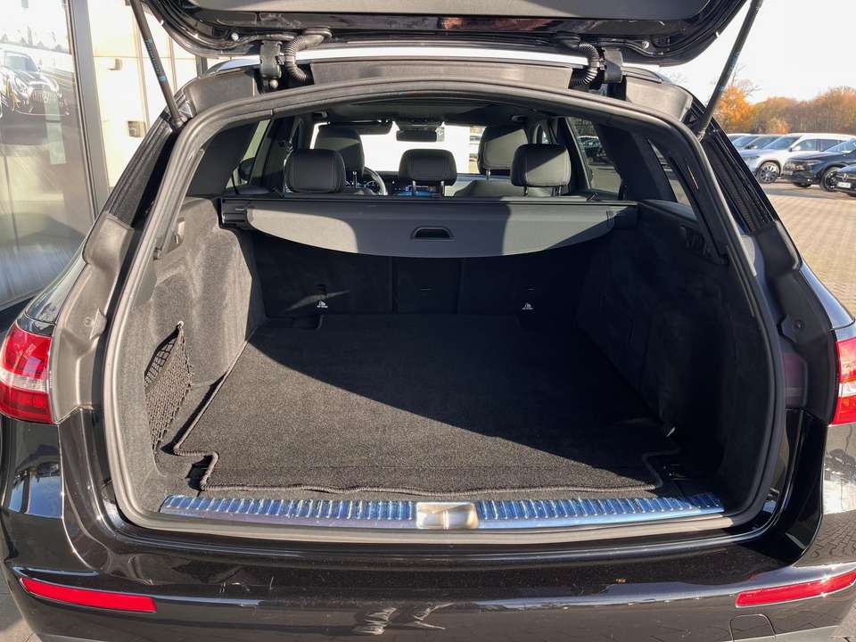 Mercedes-Benz E 200 - Imagem 6