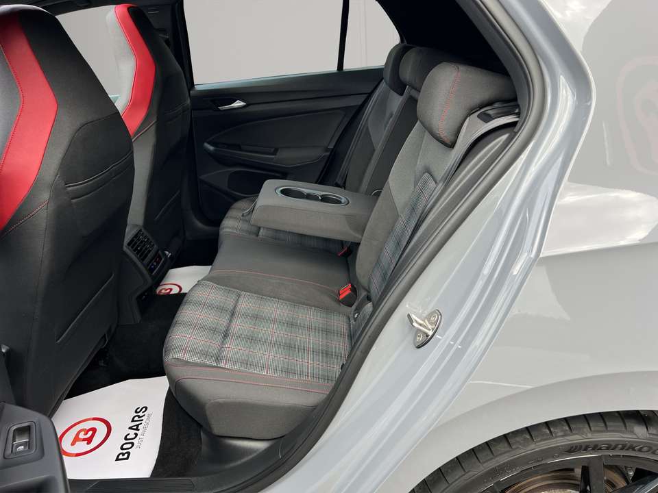 Volkswagen Golf GTI - Imagem 9