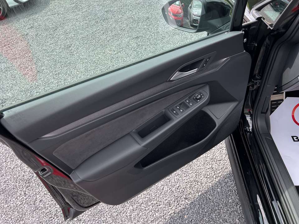 Volkswagen Golf GTI - Imagem 14