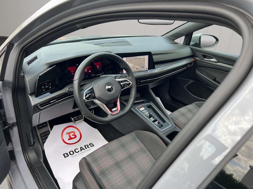 Volkswagen Golf GTI - Imagem 13
