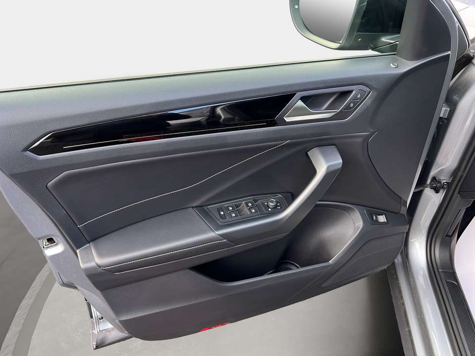 Volkswagen T-Roc - Imagem 15