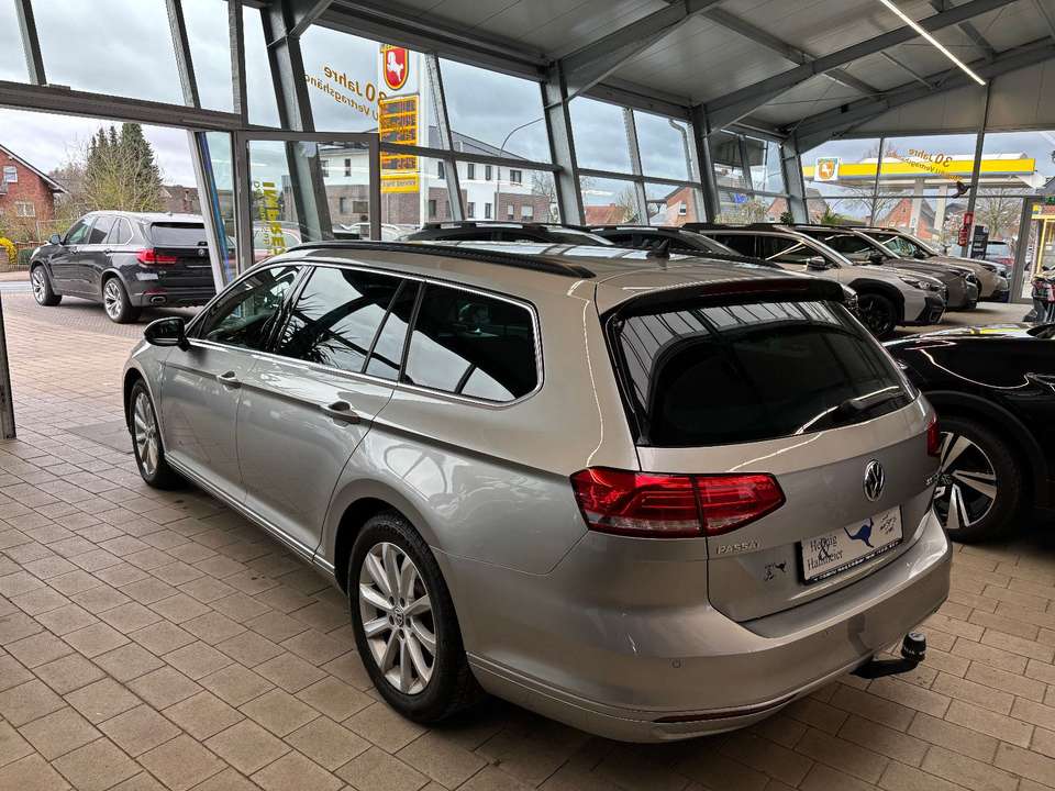 Volkswagen Passat Variant - Imagem 5