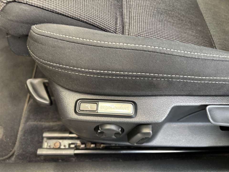 Volkswagen Passat Variant - Imagem 11