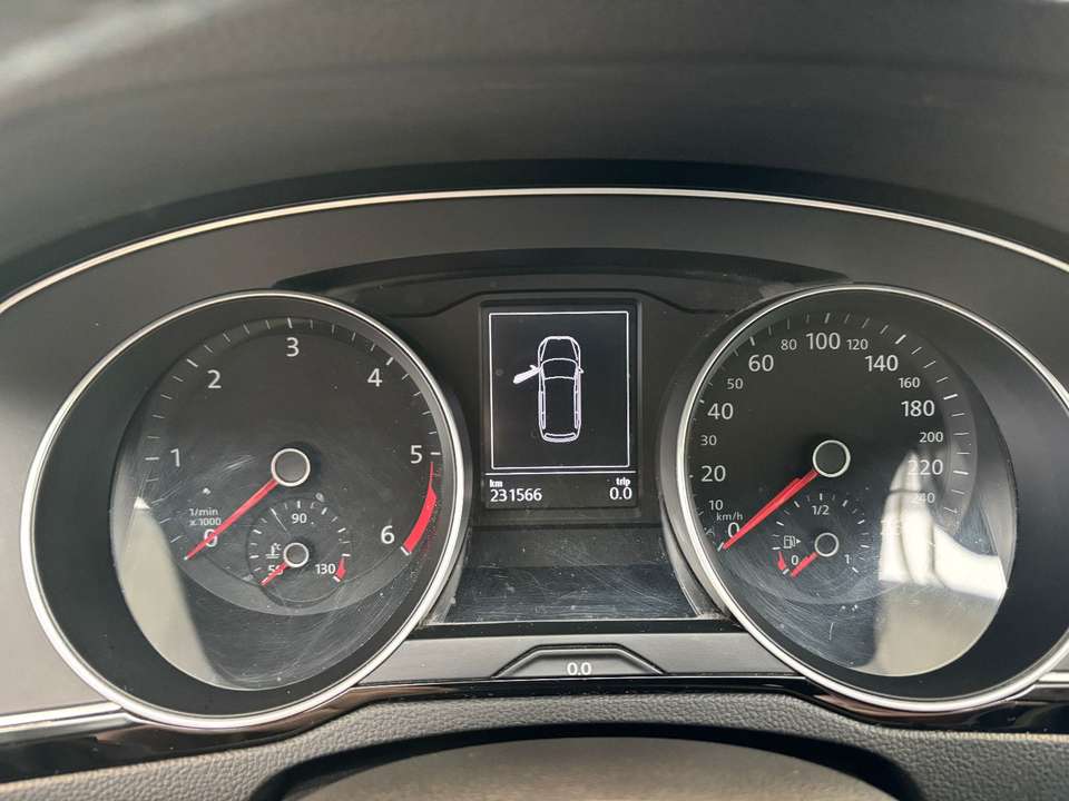 Volkswagen Passat Variant - Imagem 12