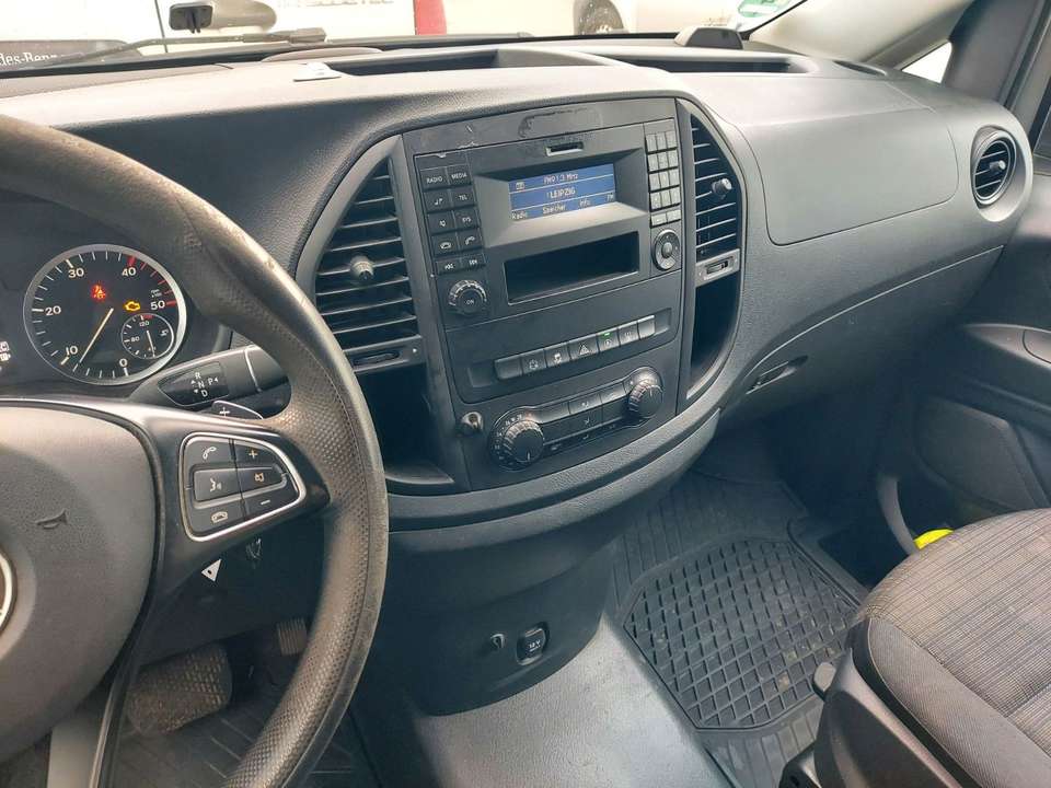 Mercedes-Benz Vito - Imagem 15