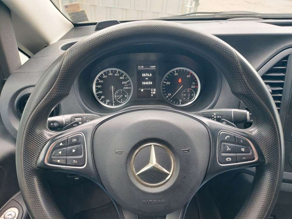 Mercedes-Benz Vito - Imagem 13
