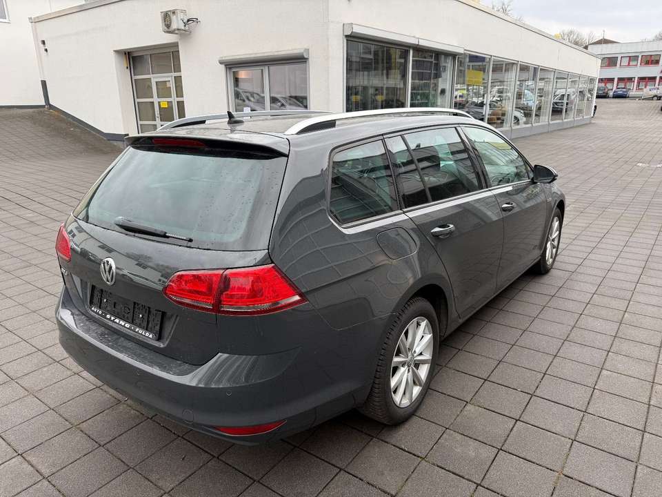 Volkswagen Golf - Imagem 6