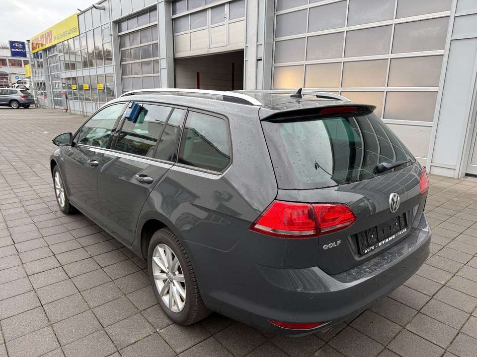 Volkswagen Golf - Imagem 7