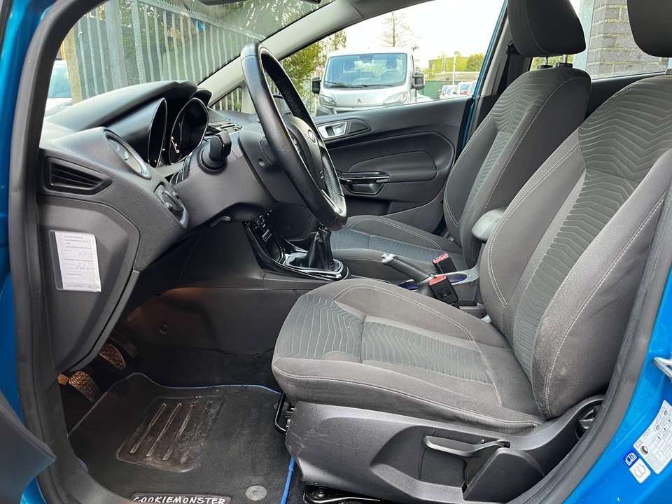 Ford Fiesta - Imagem 8