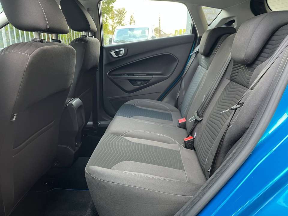 Ford Fiesta - Imagem 10