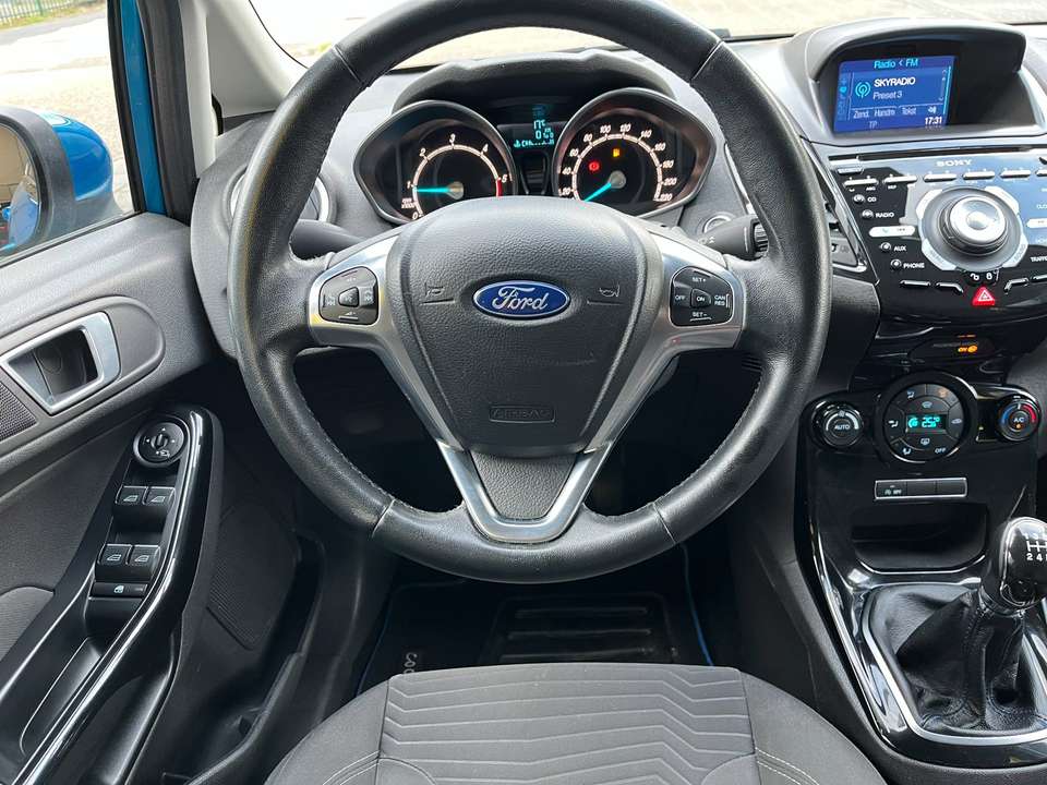 Ford Fiesta - Imagem 12