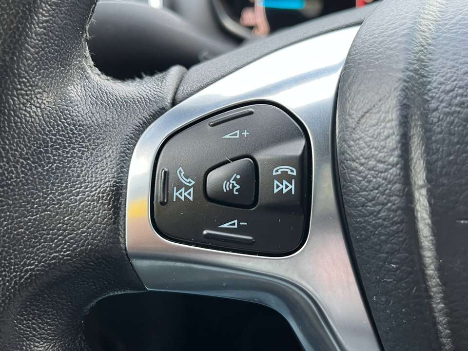 Ford Fiesta - Imagem 16