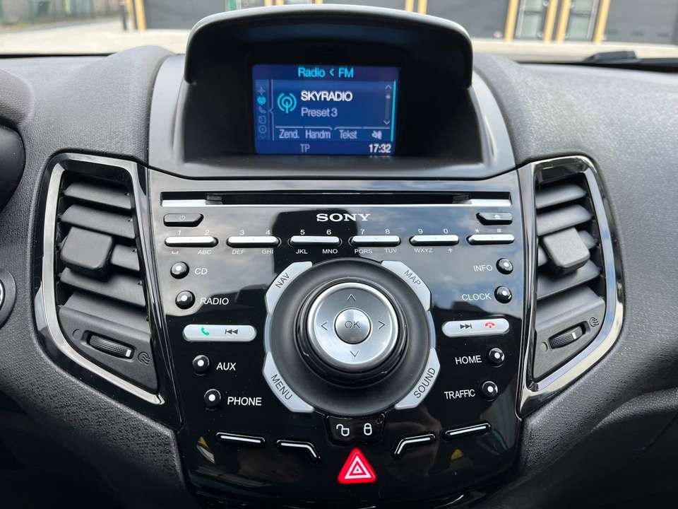 Ford Fiesta - Imagem 20