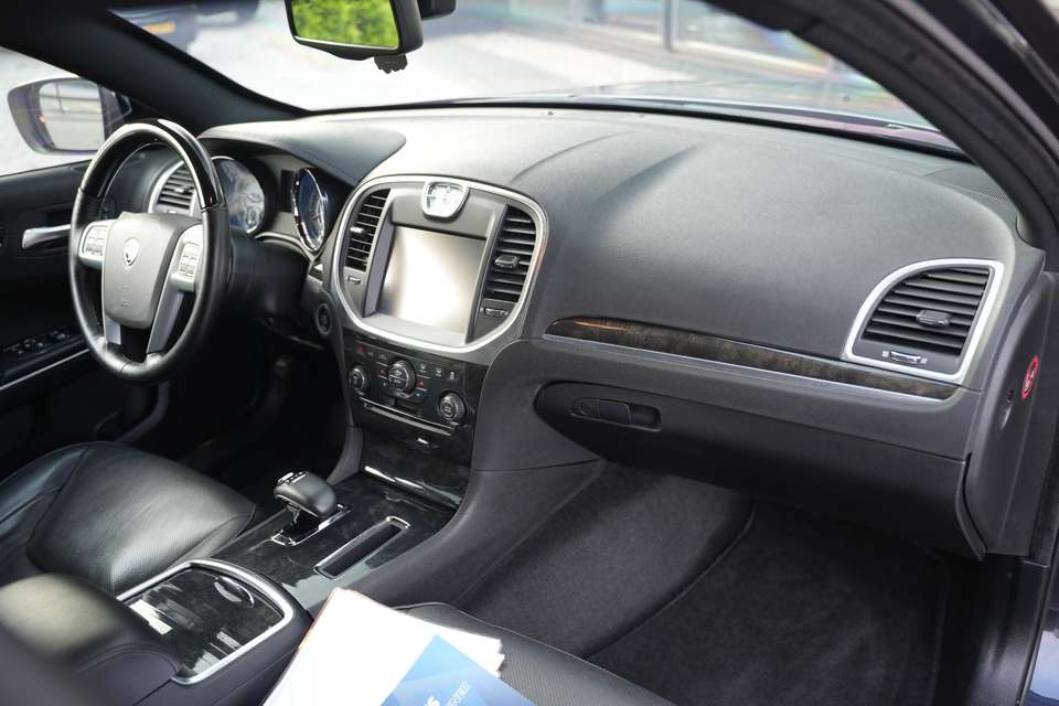 Lancia Thema - Imagem 8
