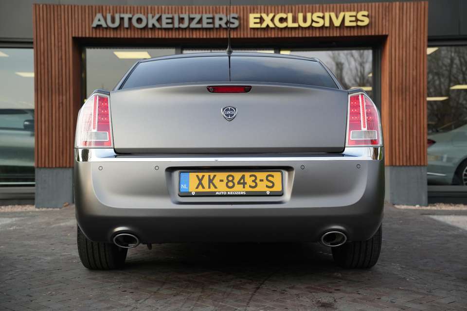 Lancia Thema - Imagem 9