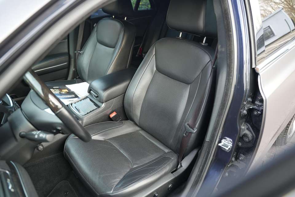 Lancia Thema - Imagem 17