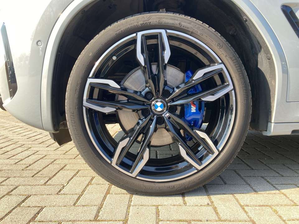 BMW X3 M - Imagem 3