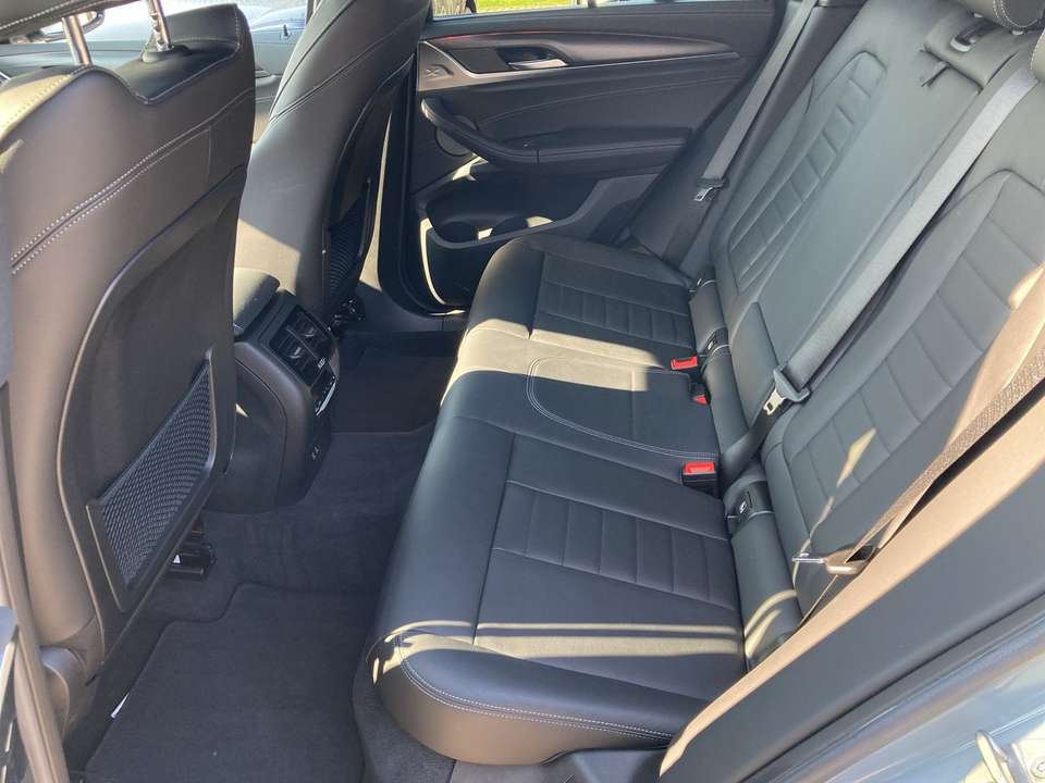 BMW X3 M - Imagem 12