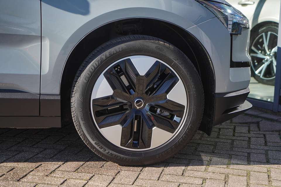 Volvo EX30 - Imagem 7