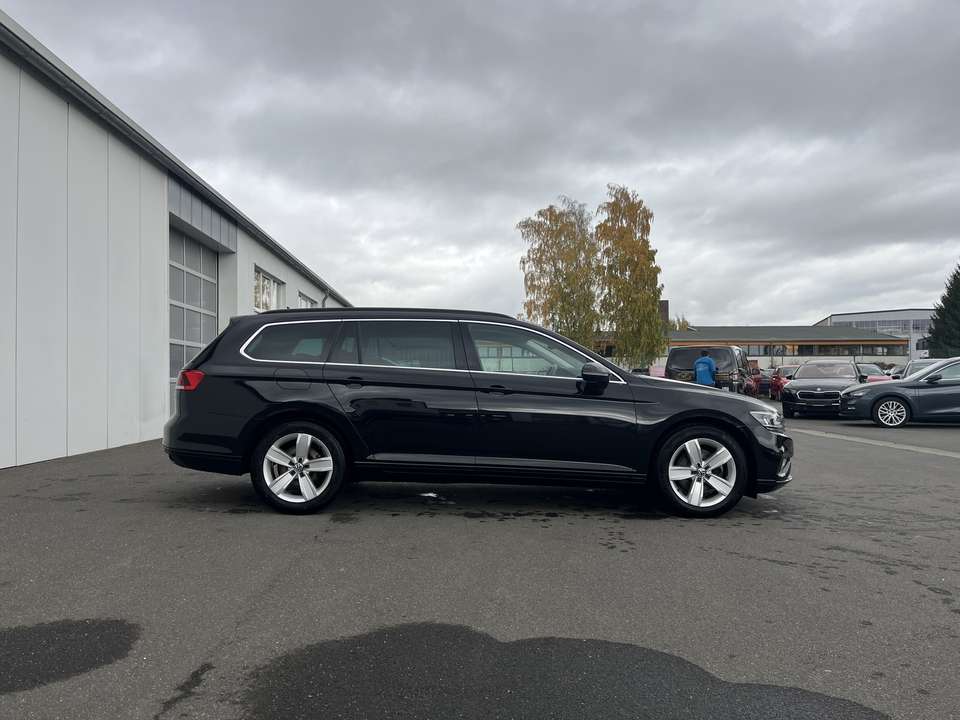 Volkswagen Passat Variant - Imagem 4