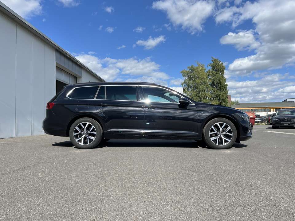 Volkswagen Passat Variant - Imagem 4