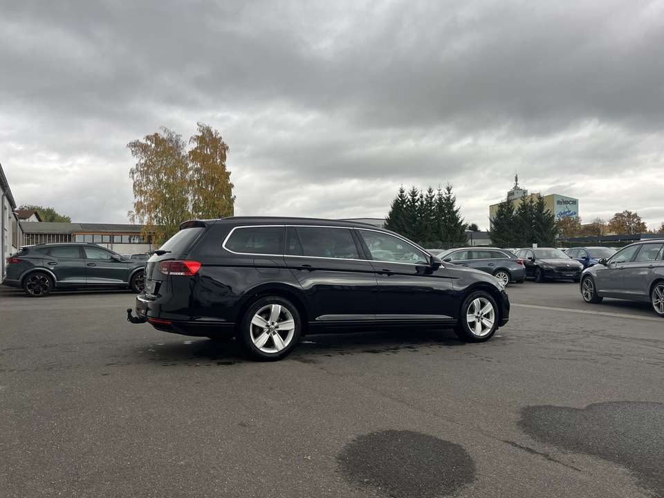 Volkswagen Passat Variant - Imagem 6