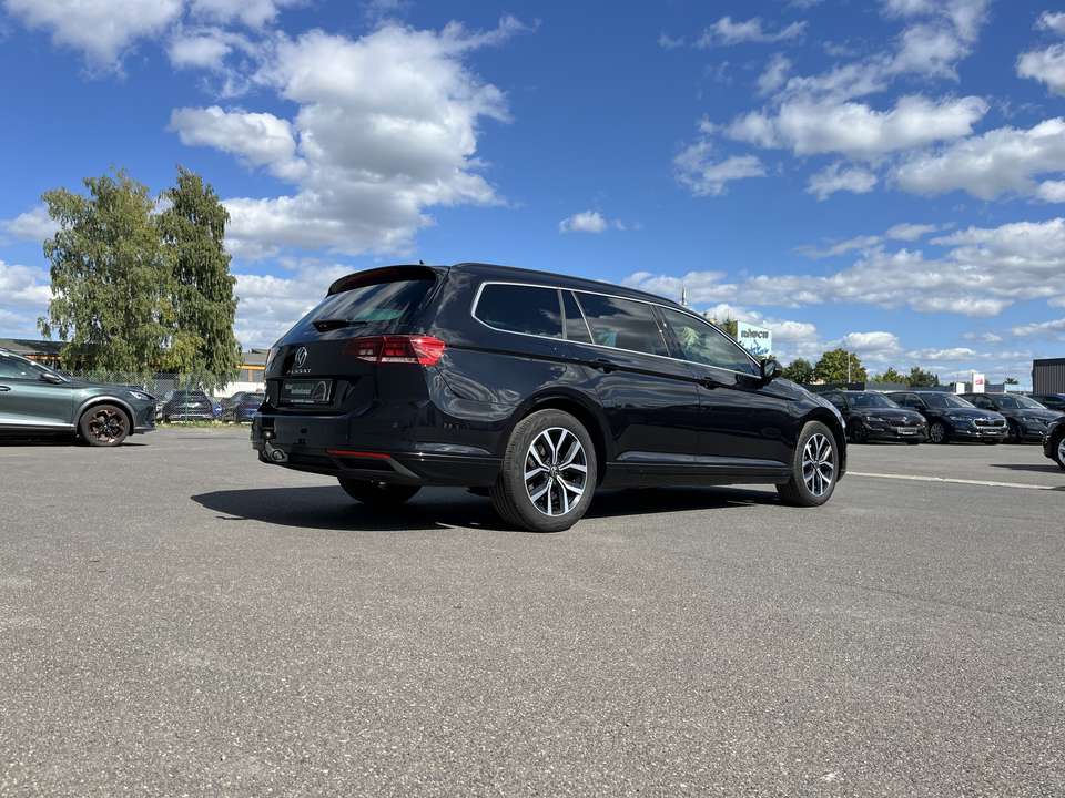 Volkswagen Passat Variant - Imagem 6