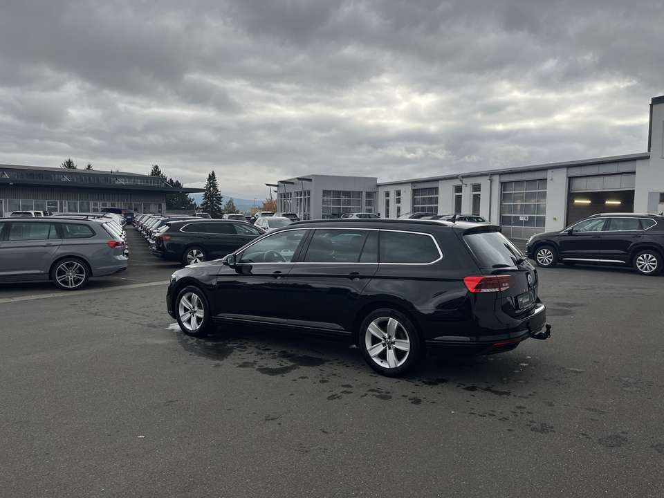 Volkswagen Passat Variant - Imagem 9