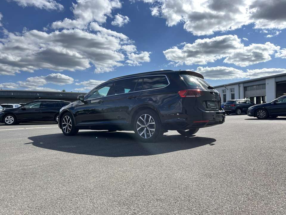 Volkswagen Passat Variant - Imagem 9