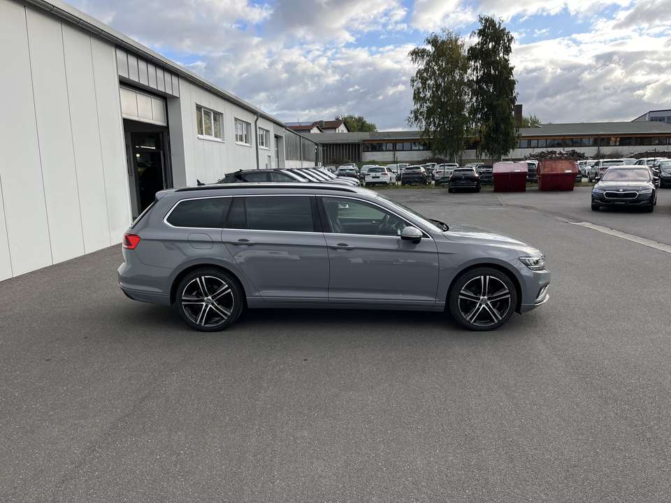 Volkswagen Passat Variant - Imagem 6