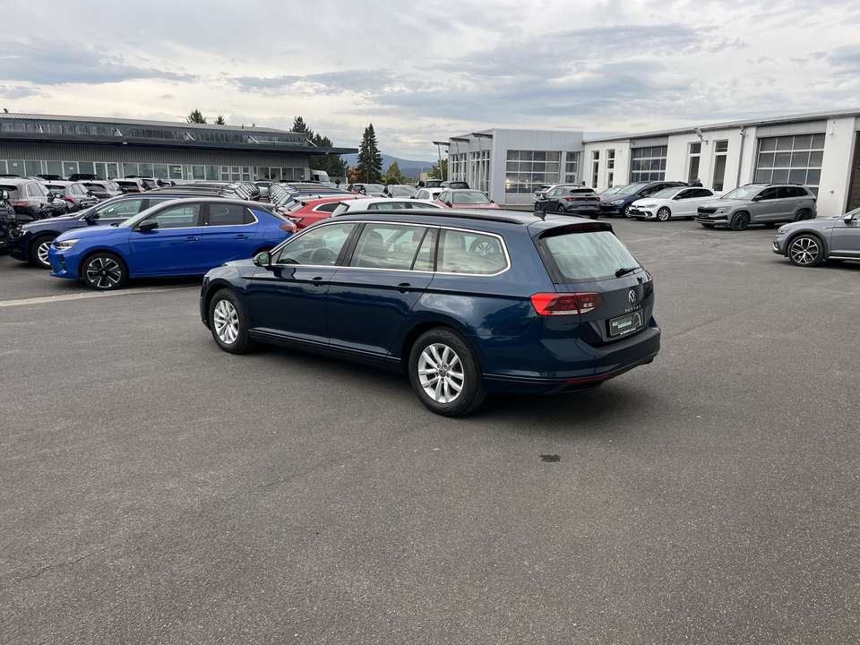 Volkswagen Passat Variant - Imagem 9