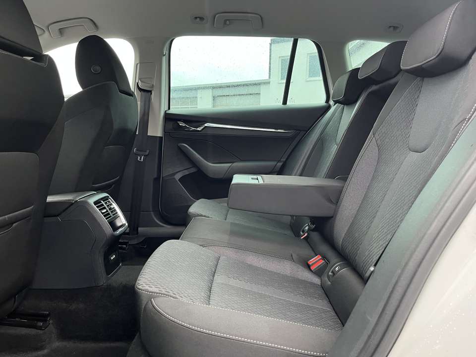 Skoda Octavia - Imagem 15