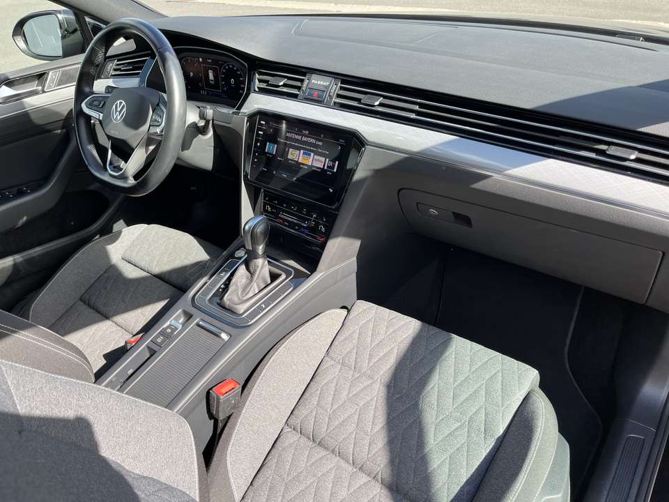 Volkswagen Passat Variant - Imagem 12