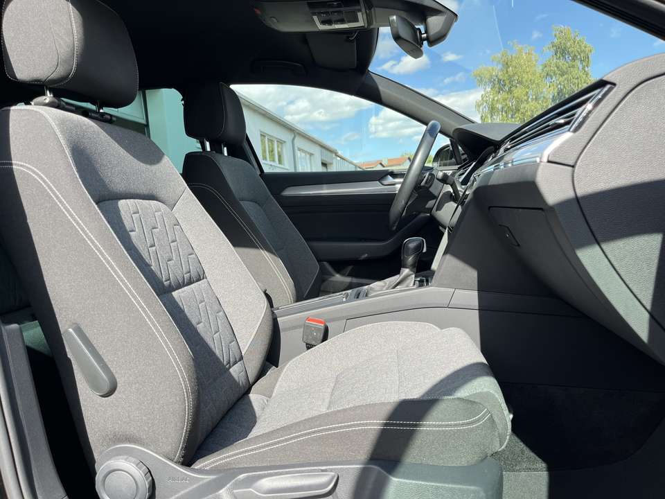 Volkswagen Passat Variant - Imagem 13