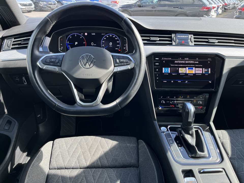 Volkswagen Passat Variant - Imagem 14