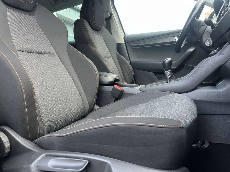 Skoda Karoq - Imagem 13