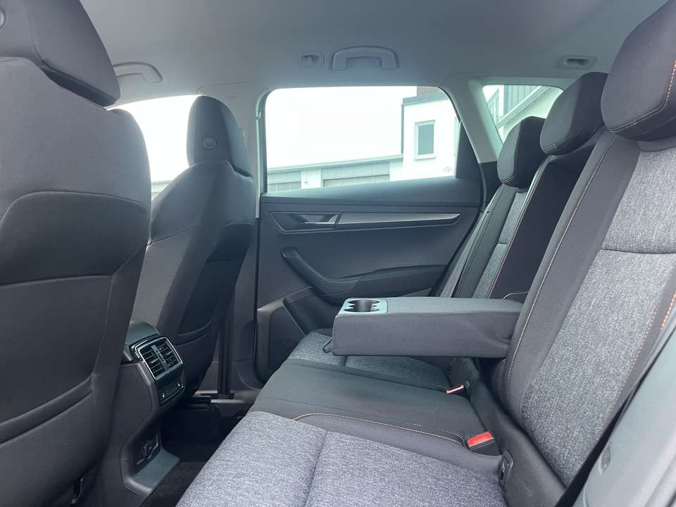 Skoda Karoq - Imagem 15