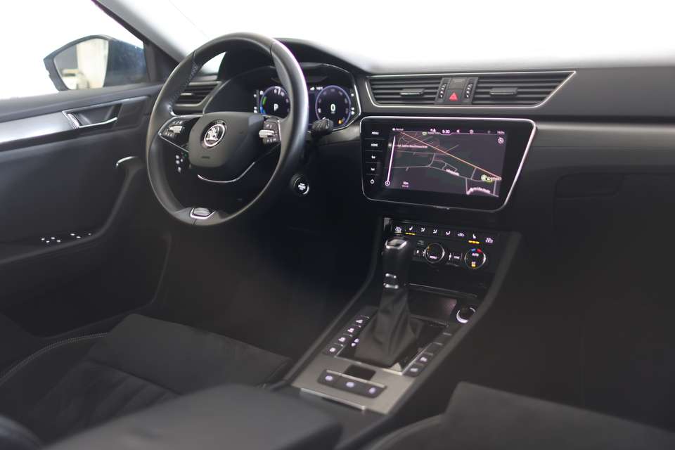 Skoda Superb - Imagem 8