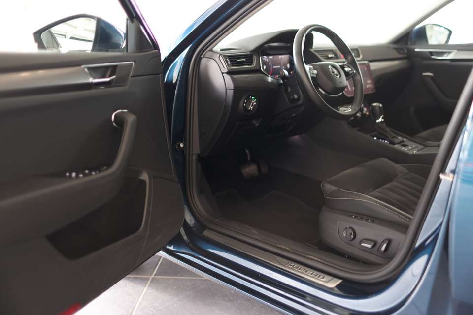 Skoda Superb - Imagem 9