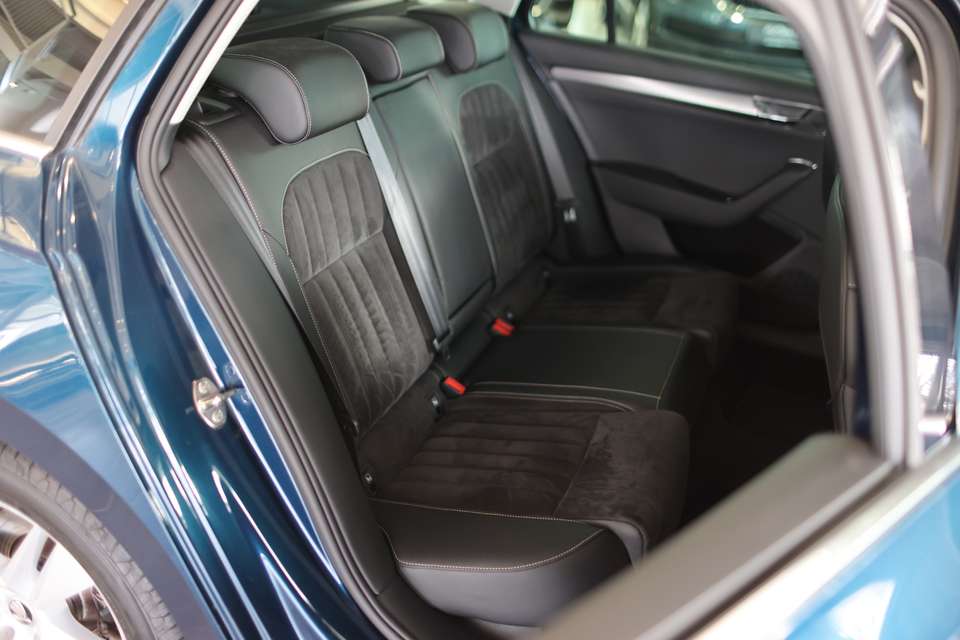 Skoda Superb - Imagem 13