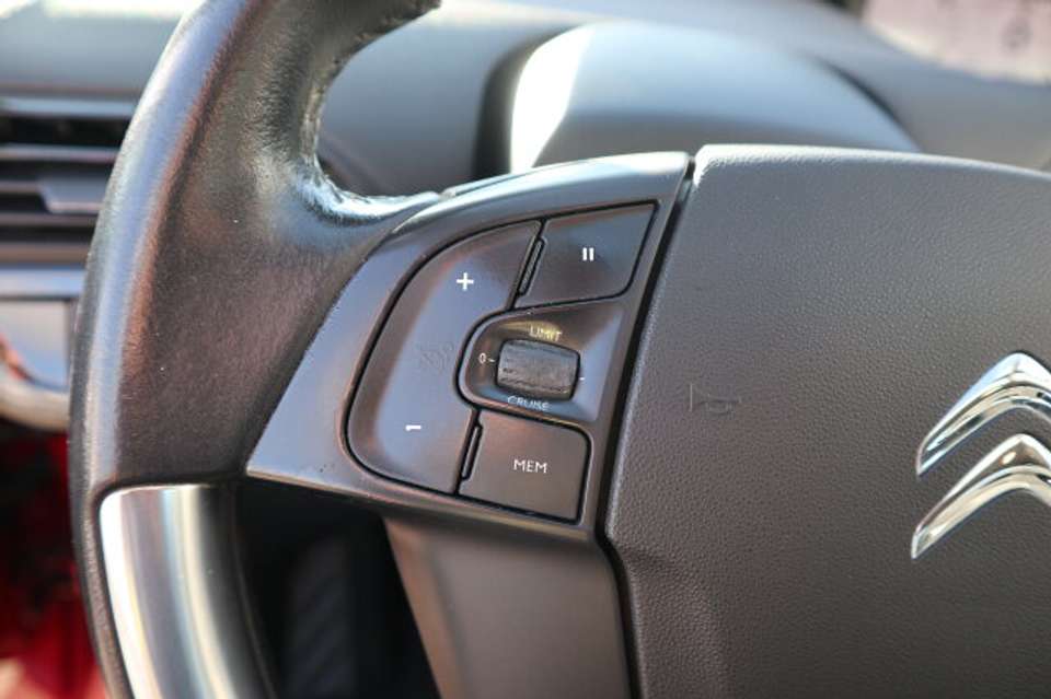 Citroen C4 Picasso - Imagem 12