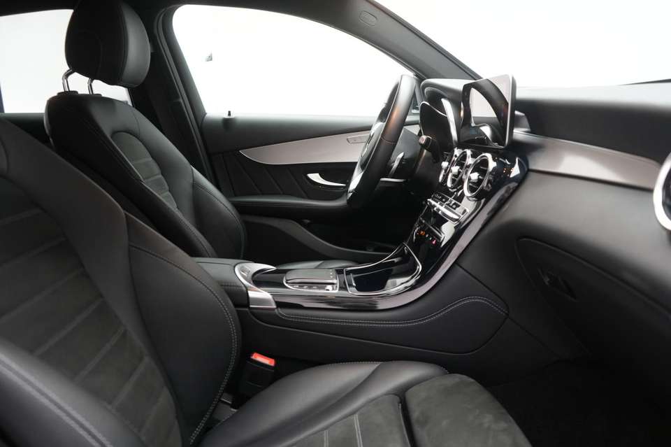 Mercedes-Benz GLC 220 - Imagem 6