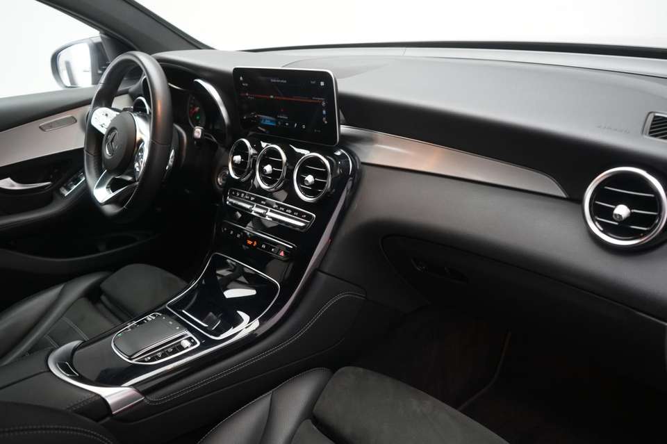 Mercedes-Benz GLC 220 - Imagem 7