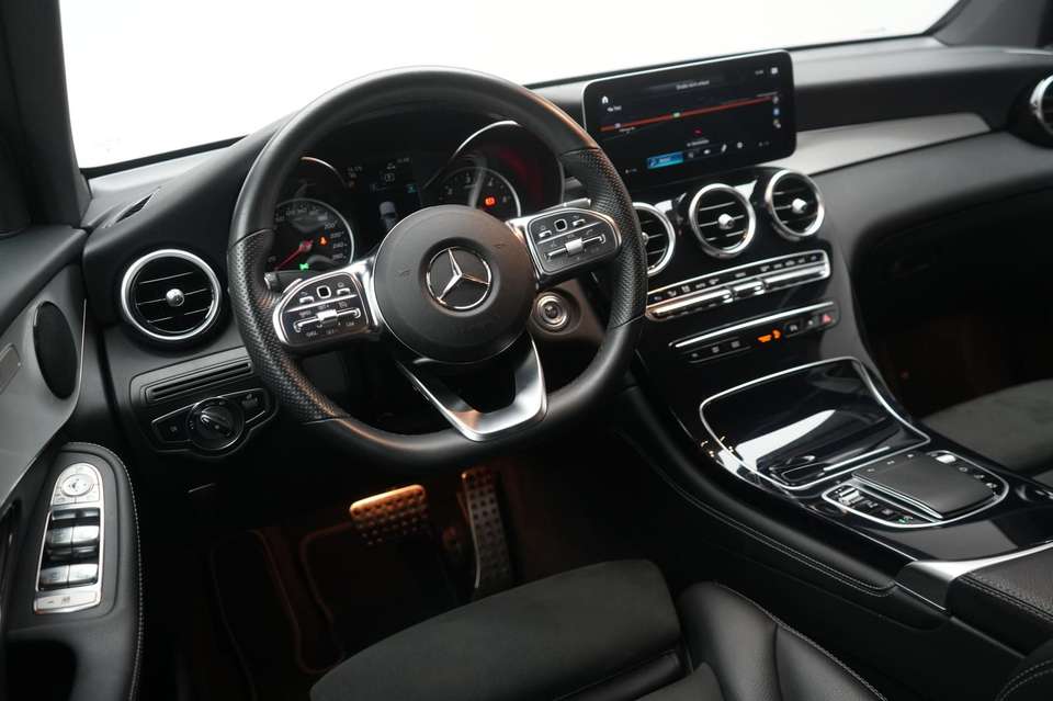 Mercedes-Benz GLC 220 - Imagem 12