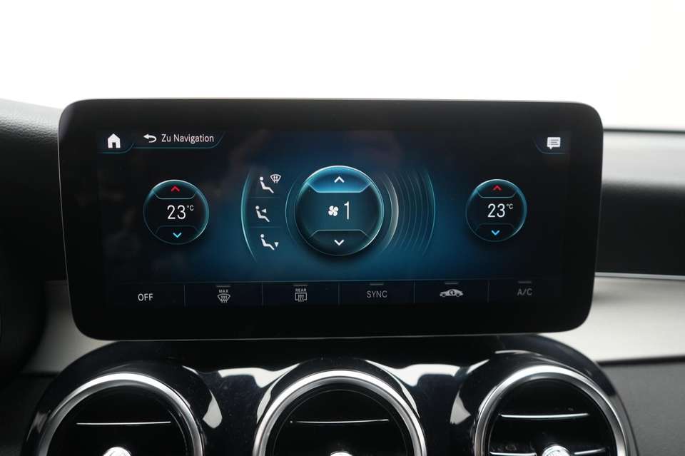 Mercedes-Benz GLC 220 - Imagem 15