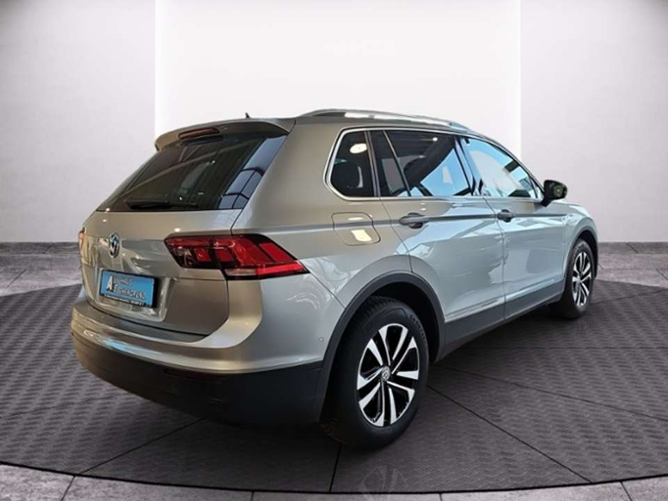 Volkswagen Tiguan - Imagem 6