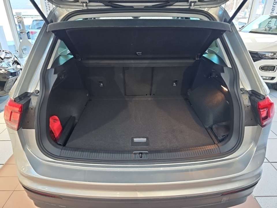 Volkswagen Tiguan - Imagem 8