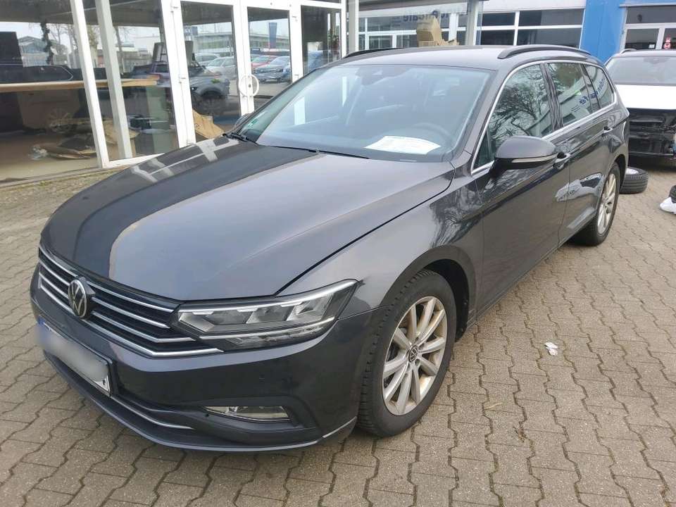 Volkswagen Passat Variant - Imagem 2
